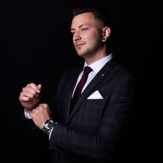 Business-Shoot mit @l_tothe_x malerischuntalentierts Profilbild malerischuntalentiert #businessportrait #portrait #businessportraits #headshot #headshots #portraitphotography #businessphotography #personalbranding #businessheadshot #business #businessphotographer #businessfotografie #personalbrandingphotography #brandingphotography #photography #bendthelightbranding #headshotphotography #photographer #businessheadshots #headshotphotographer #personalbrandphotographer #brandingphotographer #personalbrandingphotographer #brandingphotoshoot #corporateheadshots