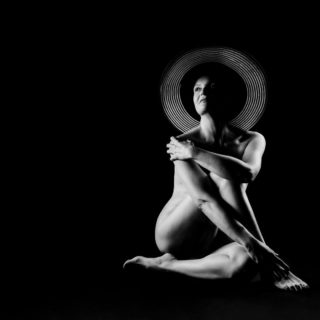 #studioshooting #studiophotography #nude #portraitphotography #portrait #beproudofyourself #blackandwhite #blackandwhitephotography #photoshooting #DANKE HANI